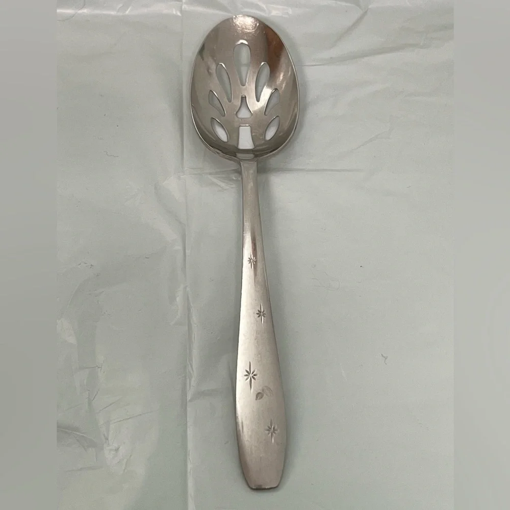 1 Vintage Wallace Stainless Slotted Serving‎ Spoon